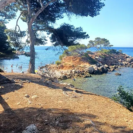 Spacious House With Garden * Sanary-sur-Mer